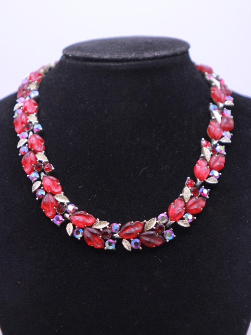 Vintage Lisner Red Oak Leaf Thermoset Rhinestone necklace
